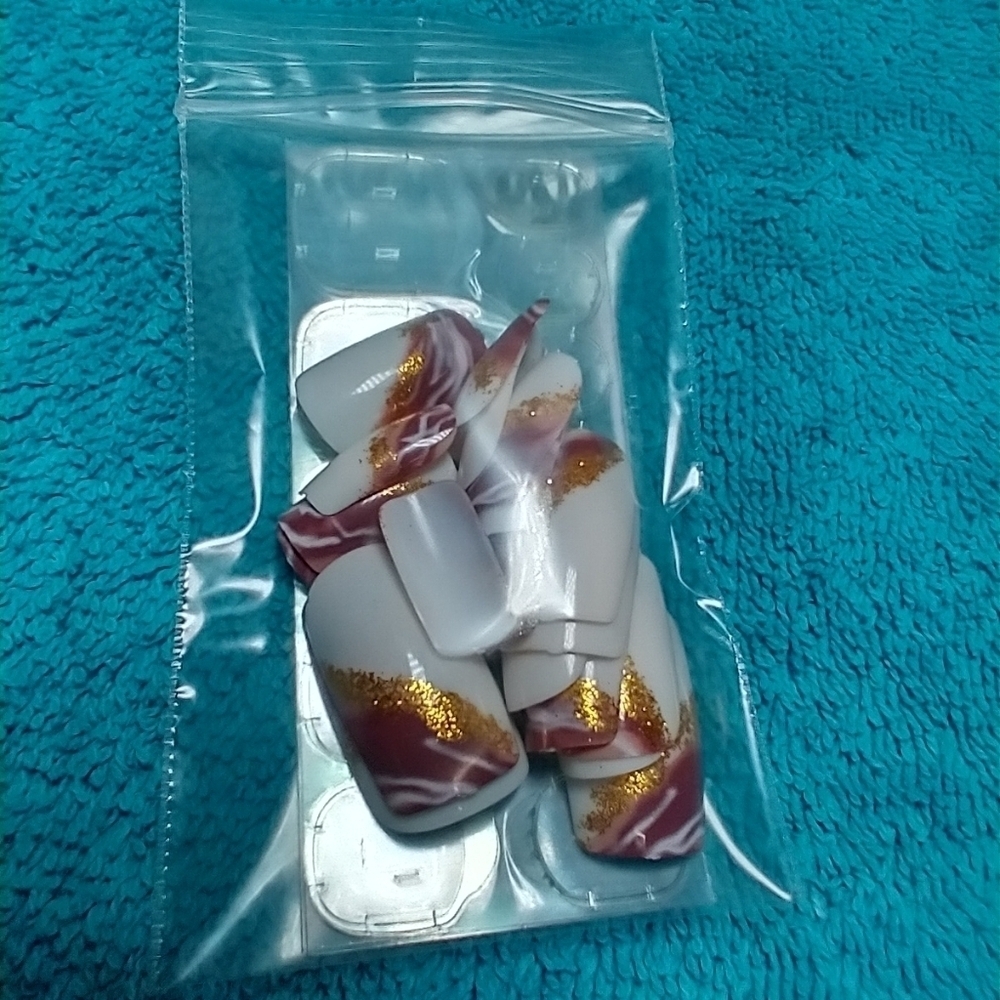 Press on nails white gold glitter purple set - Picture 2 of 2